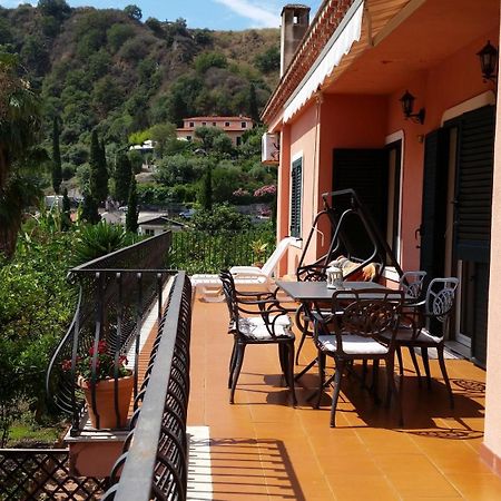 Villa Carmelas Taormina Buitenkant foto